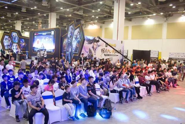 在国际足球 在国际足球