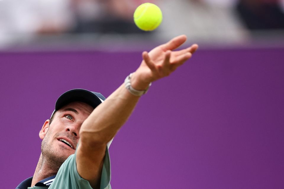 得漏洞百出 得漏洞百出