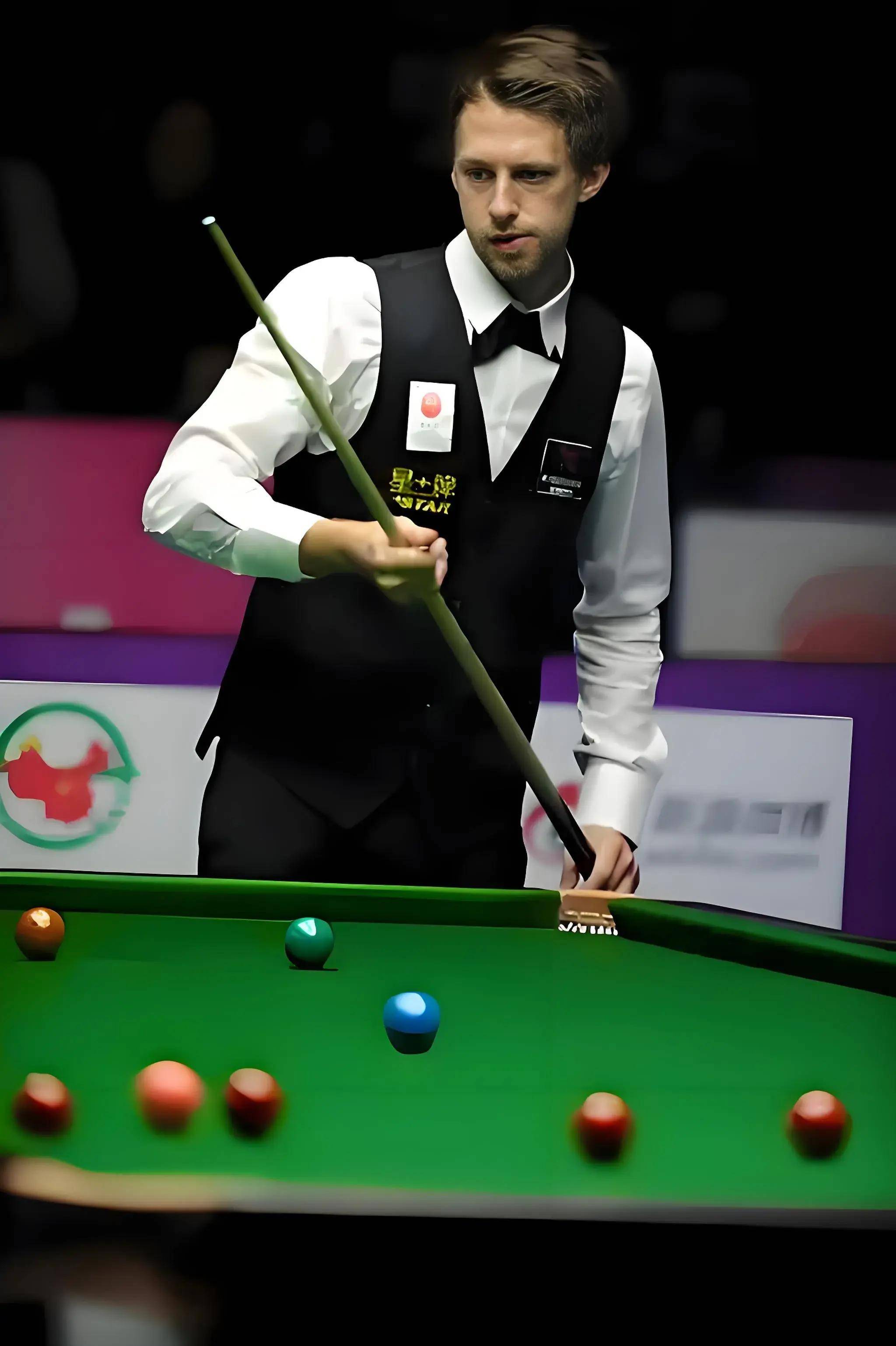 人员组合很 人员组合很