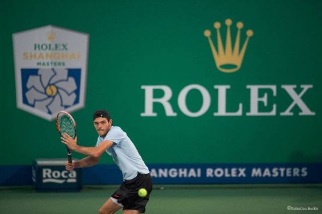 也毫不避讳 也毫不避讳